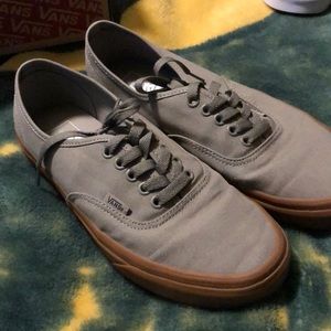 Vans authentic